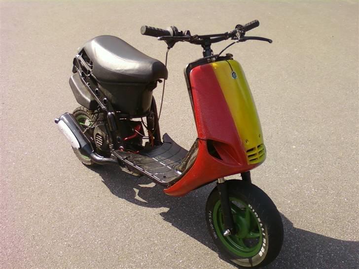 Piaggio Rastafari Zip [BYTTET] - Der er Hebo Racing Replica på nu :D billede 2