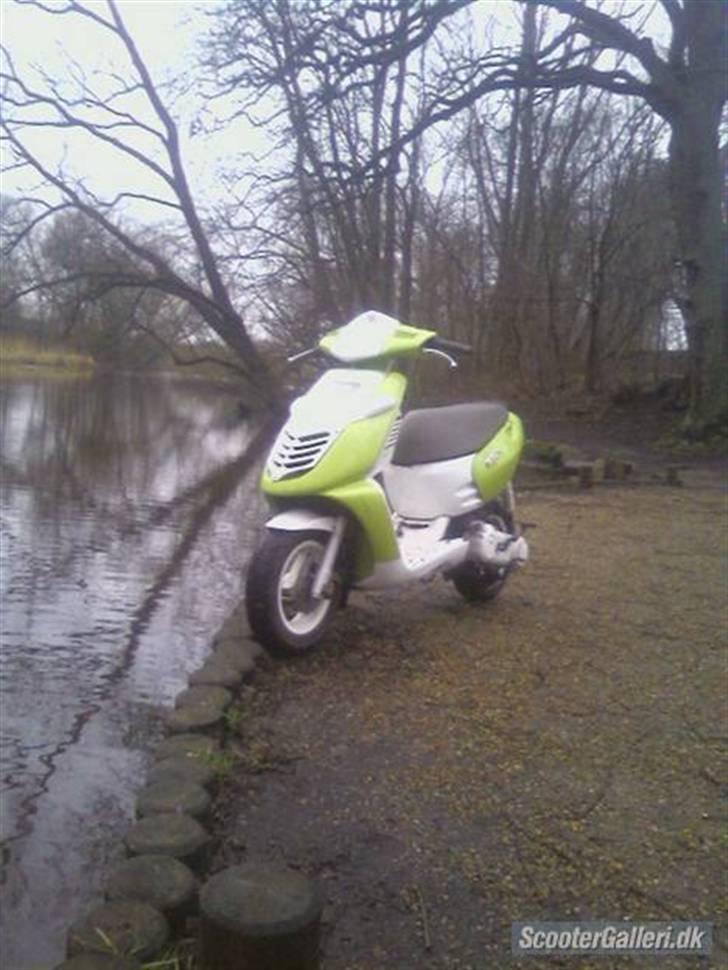 Aprilia Sonic - Solgt :) billede 5