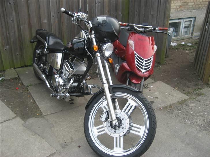 Aprilia Aprilia , Solgt billede 19