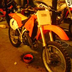 Honda CR 125R (Solgt)