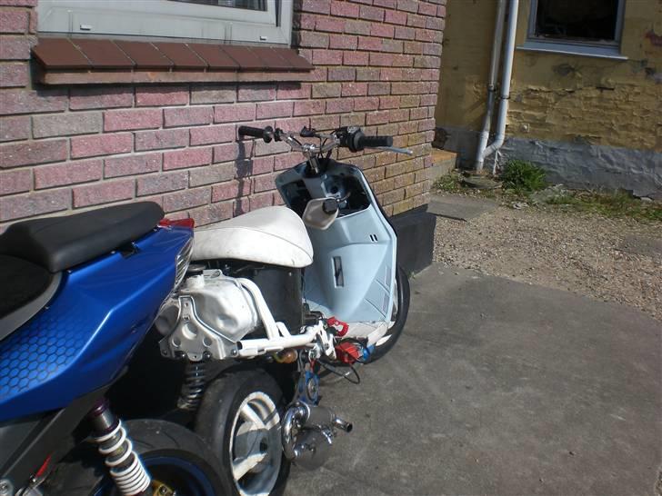Yamaha Jog Lc Red Top billede 13