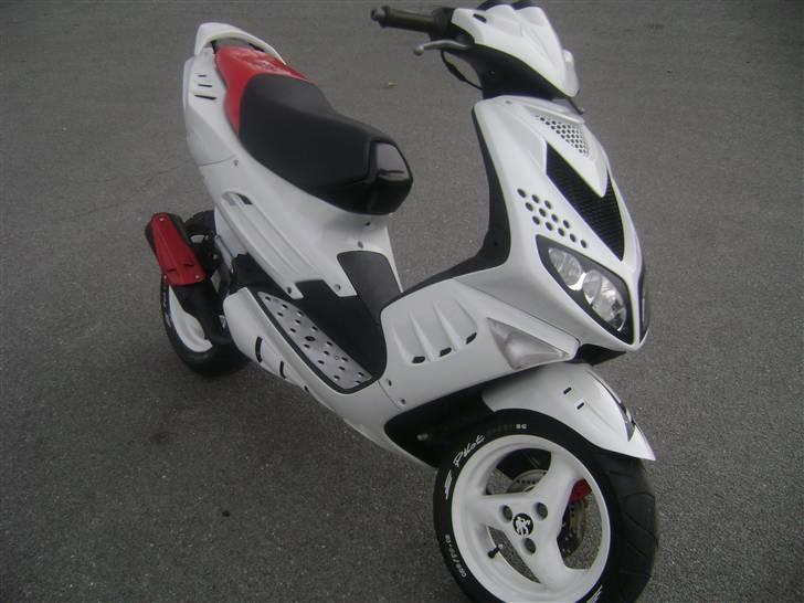 Peugeot Speedfight 2 (Byttet!) billede 1