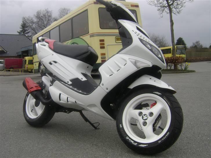 Peugeot Speedfight 2 (Byttet!) billede 2