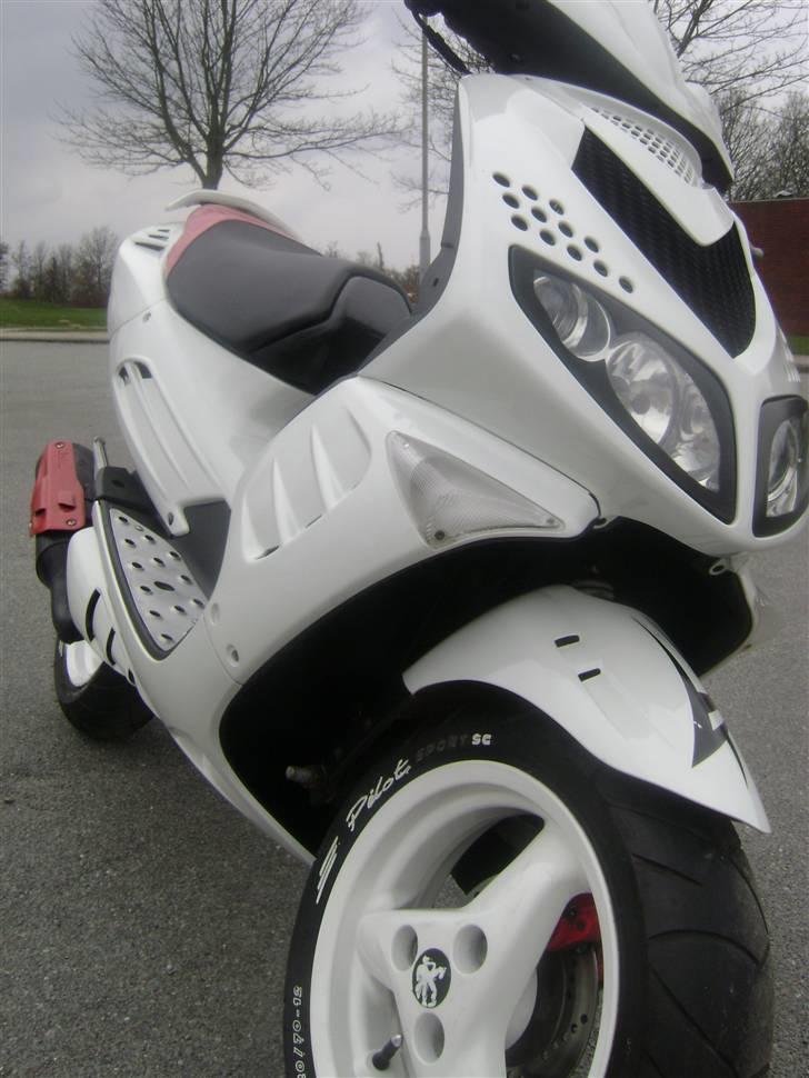 Peugeot Speedfight 2 (Byttet!) billede 3