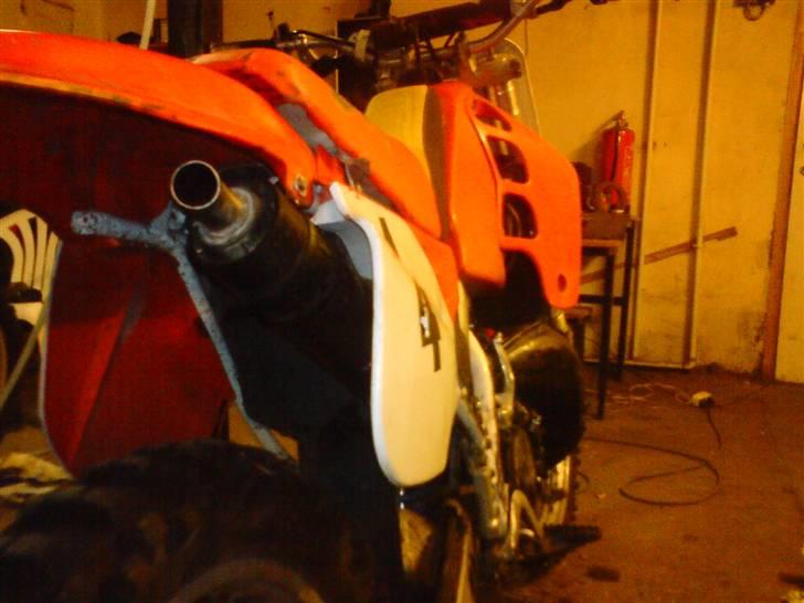 Honda CR 125R (Solgt) billede 4