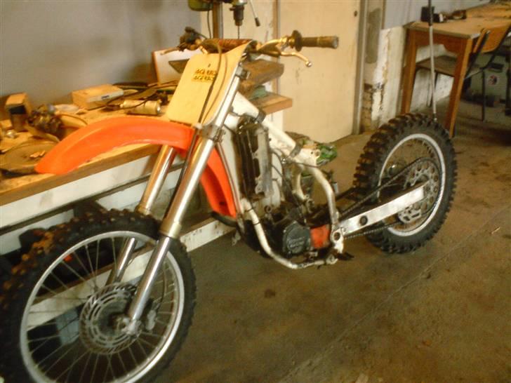 Honda CR 125R (Solgt) billede 5
