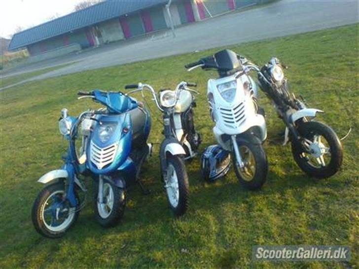 Suzuki FZ50 [SOLGT] billede 2