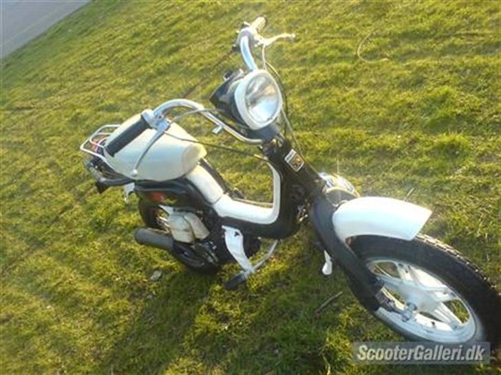 Suzuki FZ50 [SOLGT] billede 3