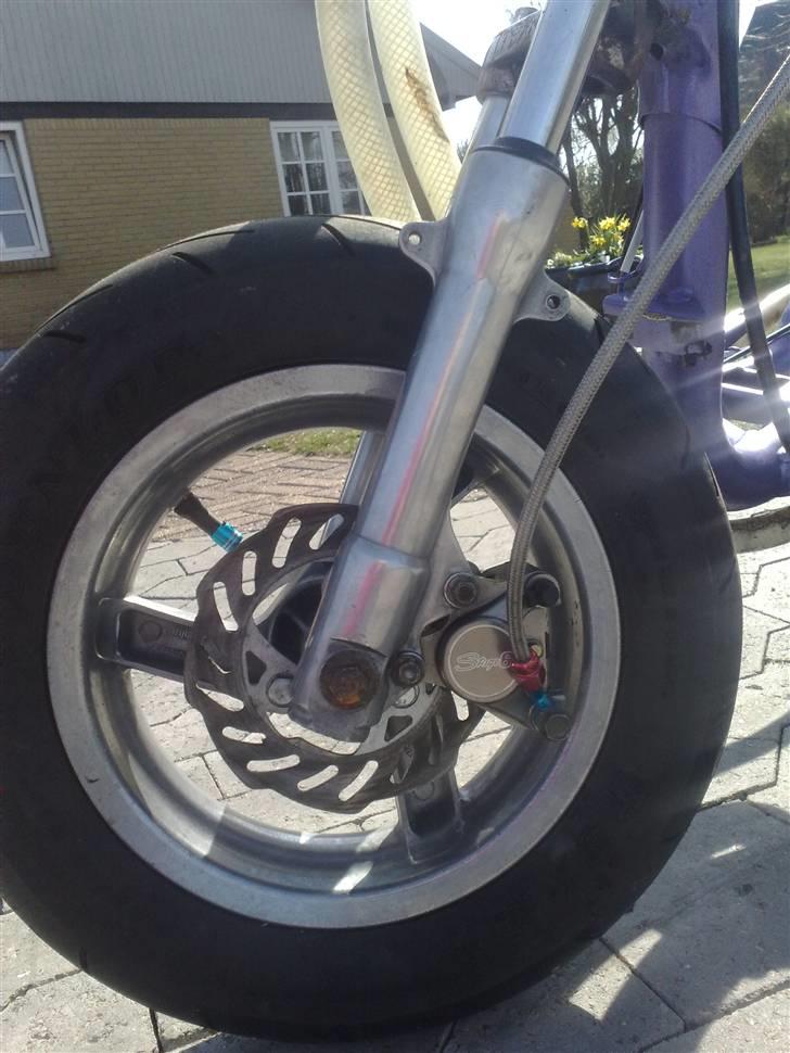 Aprilia SonicLcEvo/PVL''væk'' - den bliver gjort helt crom, havde bare ikke mere autosol :) billede 8