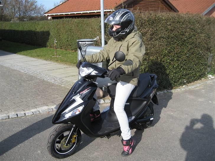 PGO Black Magic billede 11