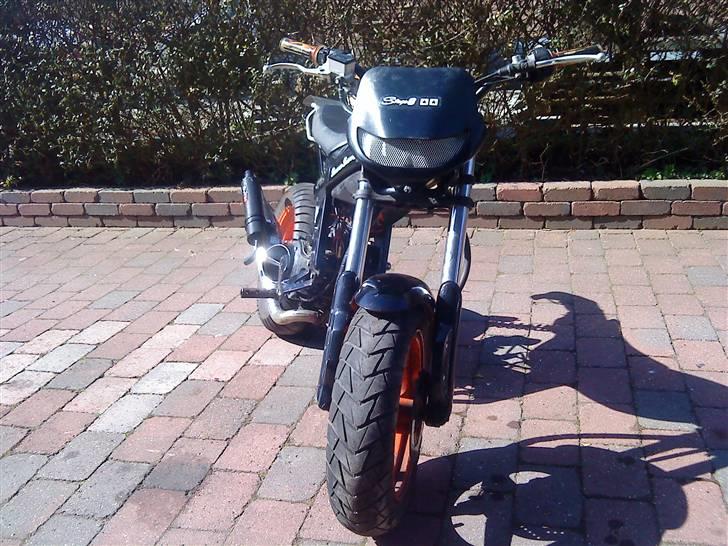 Suzuki street      SOLGT billede 1