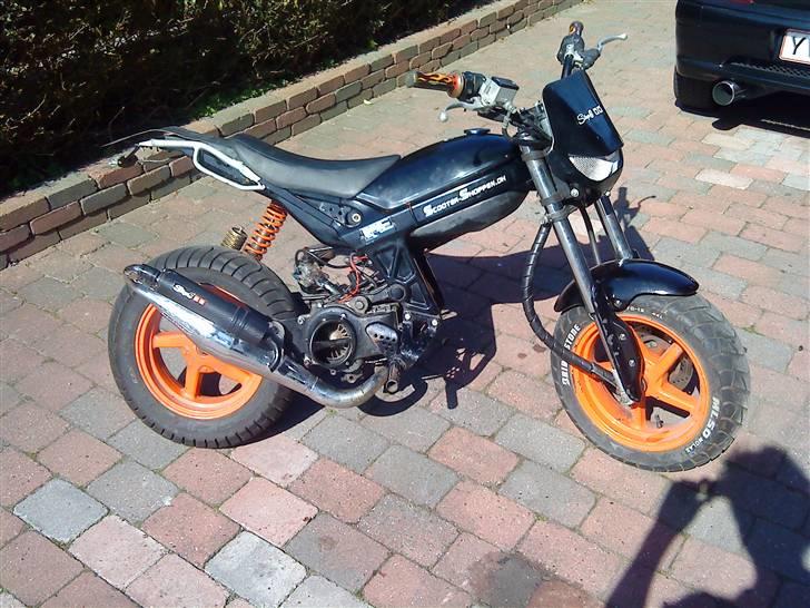 Suzuki street      SOLGT billede 2