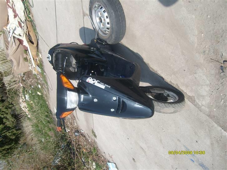 Yamaha jog artistic special SOLGT billede 15