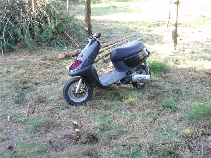 Yamaha jog space solgt 3700kr. billede 1