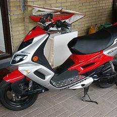 Peugeot Speedfight 2 furious