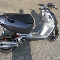 Aprilia Sonic Solgt