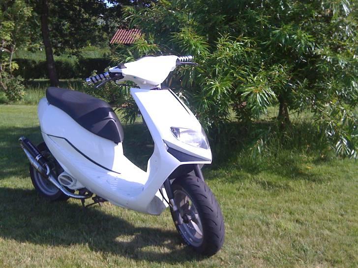 Suzuki Estilete billede 2