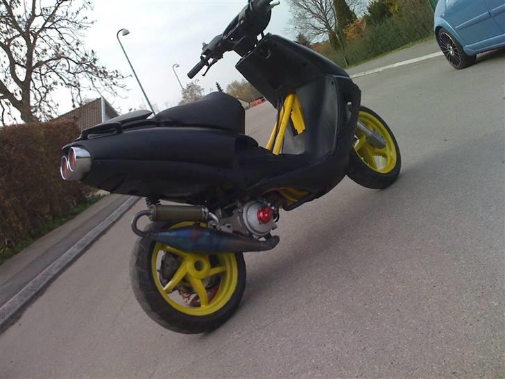 Aprilia Sr 50 DMU 11 hk BYTTET billede 2