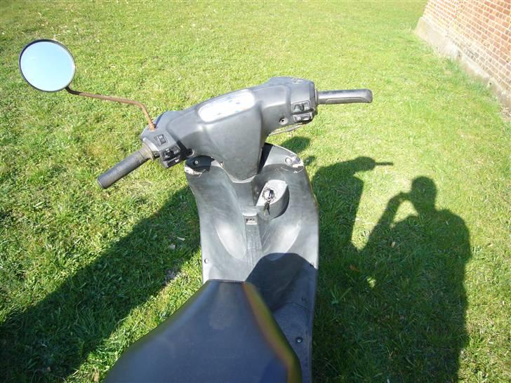 Yamaha neos ( Hverdags)Baghjul billede 6