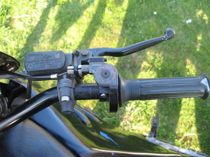 Suzuki RMX Luna Den sorte sniger - Jeg ved godt malingen skaller men hun skal snart males :D:D billede 9