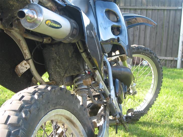 Suzuki RMX Luna Den sorte sniger - Jeg ved godt malingen skaller men hun skal snart males :D:D billede 12