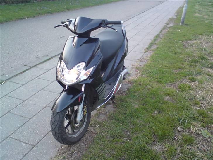 Yamaha jog r // Black edition // billede 7