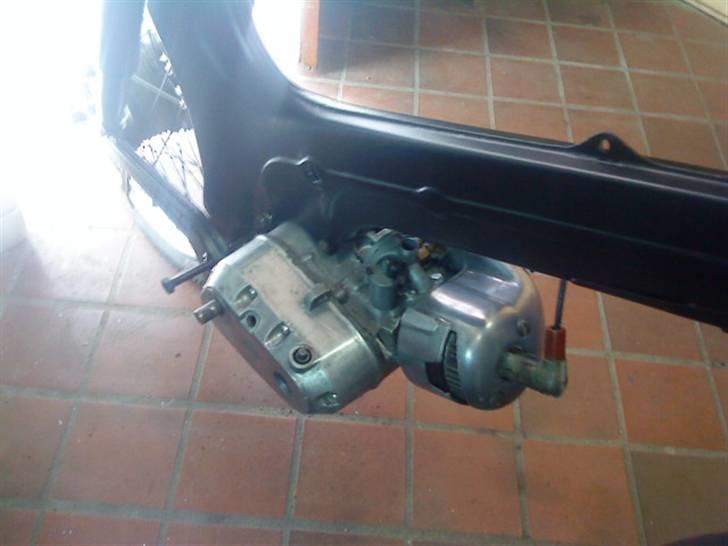 Puch ms 50 ( 80% færdig ) - så kom den nye blok på. mangler stadig lidt. billede 16