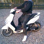 Yamaha Jog R (Solgt)