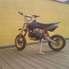 MiniBike SOLGT TIL POLLE FOR SATAN