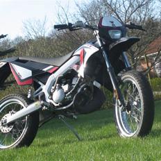 Gilera SMT 50 LC DD (SOLGT)