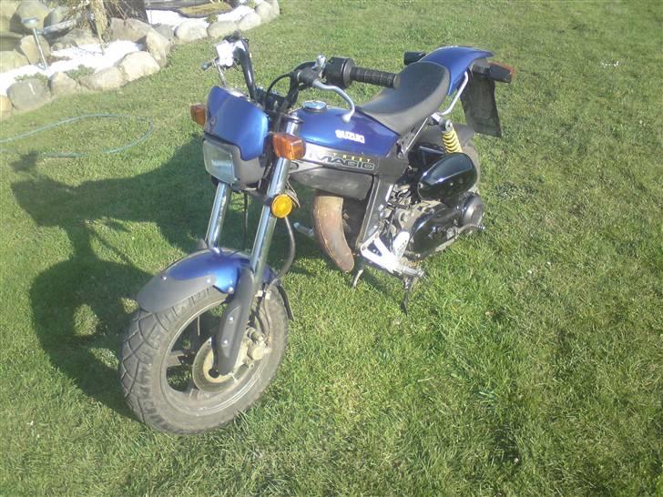 Suzuki Street Magic (SOLGT) billede 4