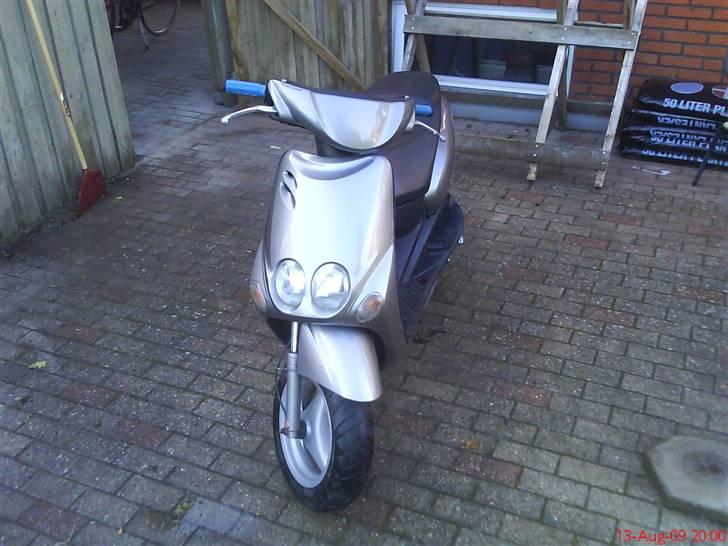 Yamaha neos billede 3