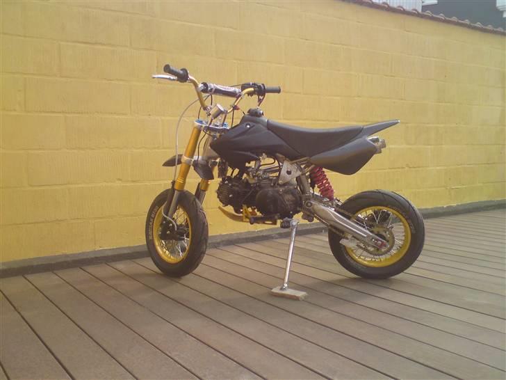 MiniBike SOLGT TIL POLLE FOR SATAN billede 3