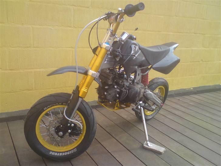 MiniBike SOLGT TIL POLLE FOR SATAN billede 5