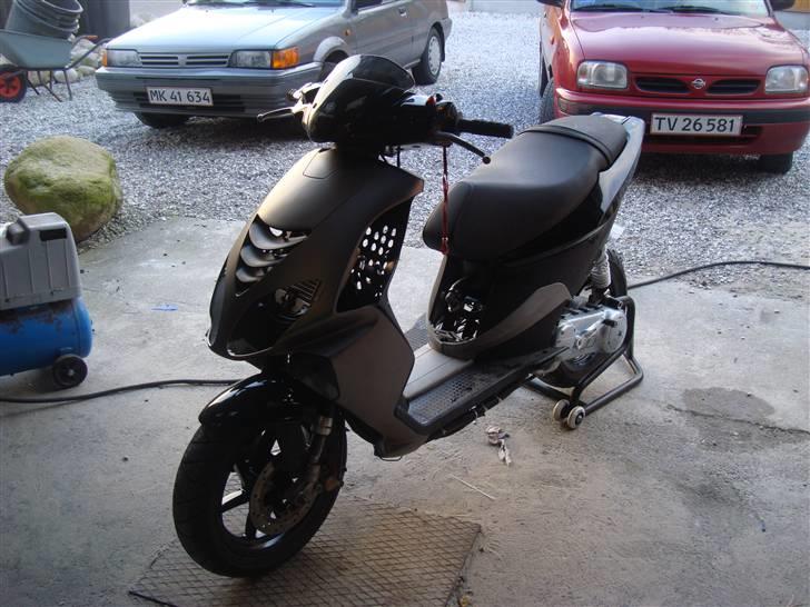 Piaggio Nrg power LC SD Solgt i dele.. billede 3
