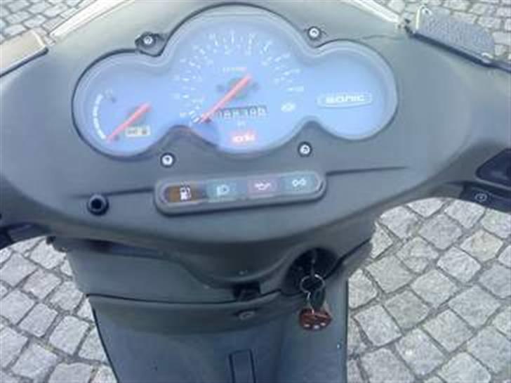 Aprilia Sonic (SOLGT) billede 2