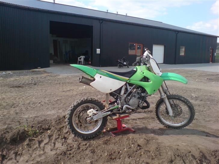 Kawasaki kx85 årg. *SOLGT* billede 2