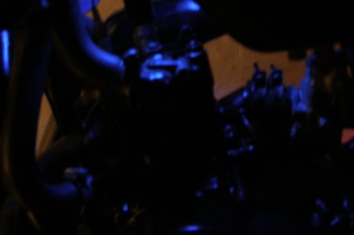 Suzuki Rmx - Neon under tanken. Det skal ses med egne øjne :p billede 2