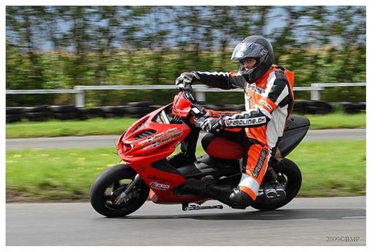 Yamaha aerox Racing billede 1