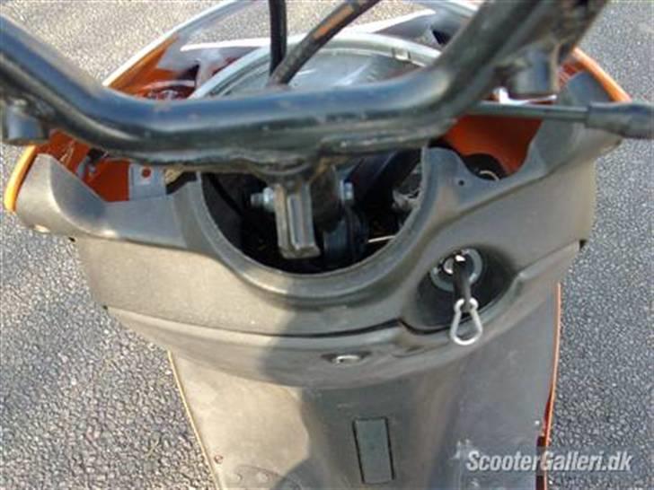 Aprilia sonic   SOLGT billede 3