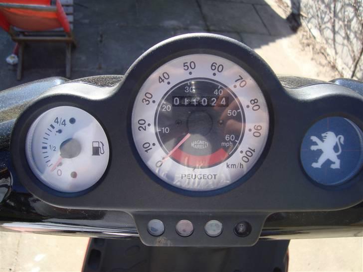 Peugeot speedfight 2 *solgt* billede 2