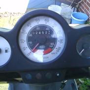 Peugeot speedfight 2 solgt