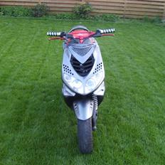 Peugeot speedfight 2 solgt