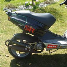 Aprilia sr replica