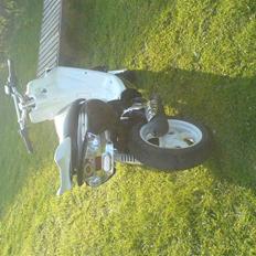 Yamaha Bws NG taget af Politiet