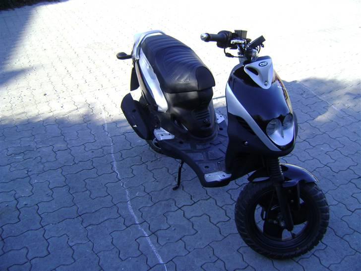 PGO Naked - NAKED!!! billede 7