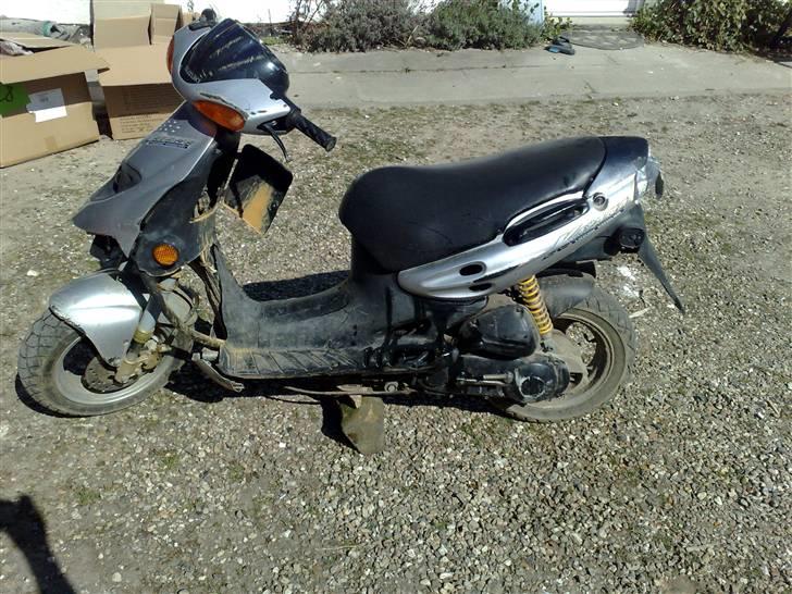 Suzuki Katana LC billede 1