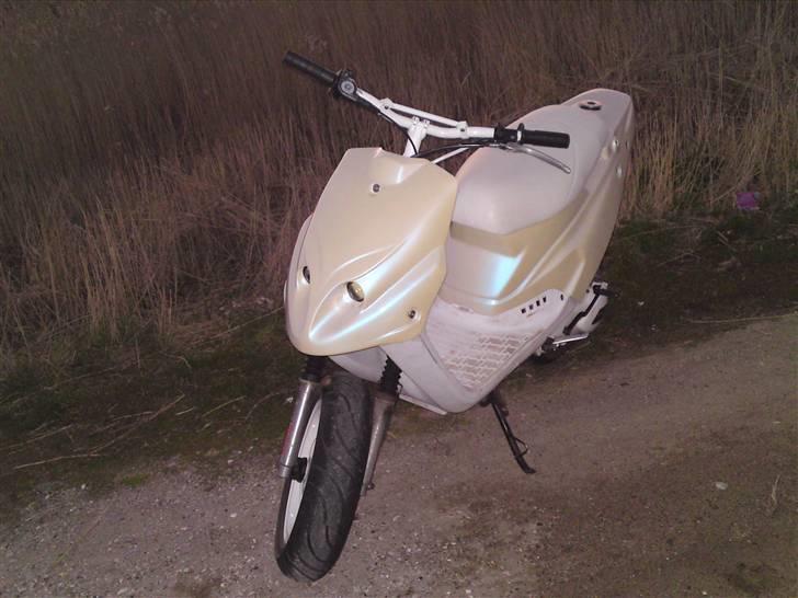 PGO Hot 50 Tornado BYTTET!!! billede 1