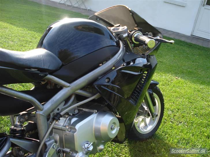 MiniBike Superbike R6 ! SOLGT ! billede 6