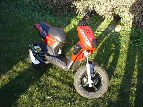 Yamaha slider(solgt) - her ses den foran(mangler forfælgen :D...) billede 2